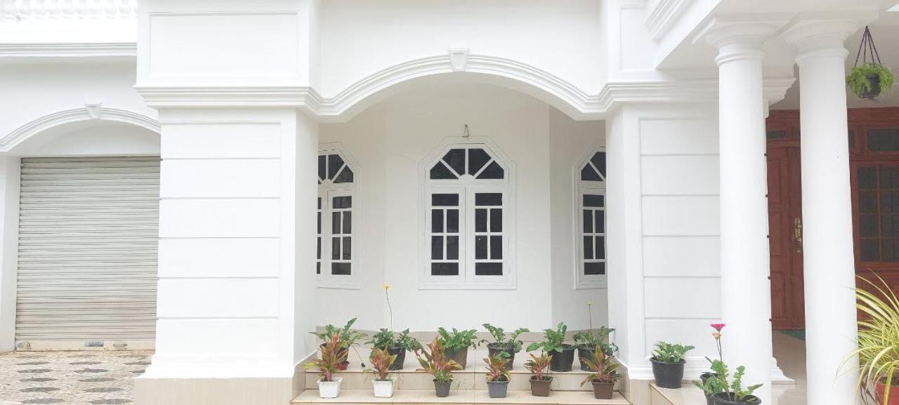Jinan Palace Guest House Jinan Palace Guest House Nedumbassery Exterior foto